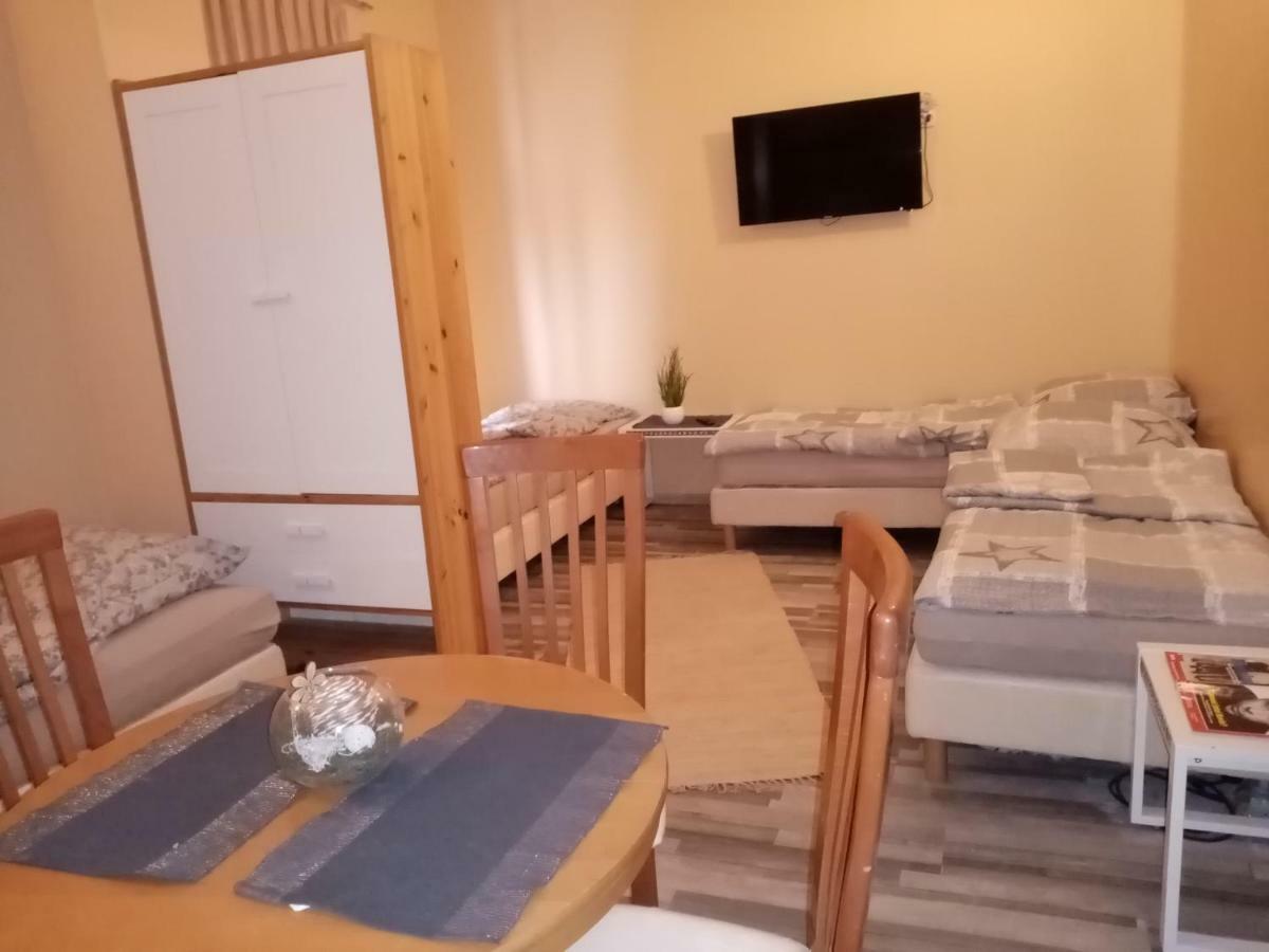 Pension 11 Apartments By Lorenc Berlin Luaran gambar