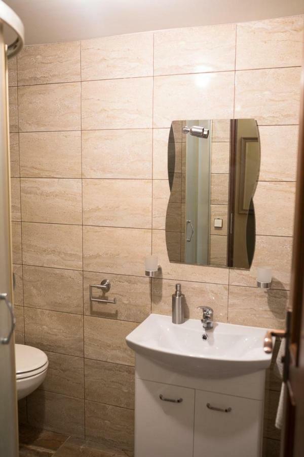 Pension 11 Apartments By Lorenc Berlin Luaran gambar